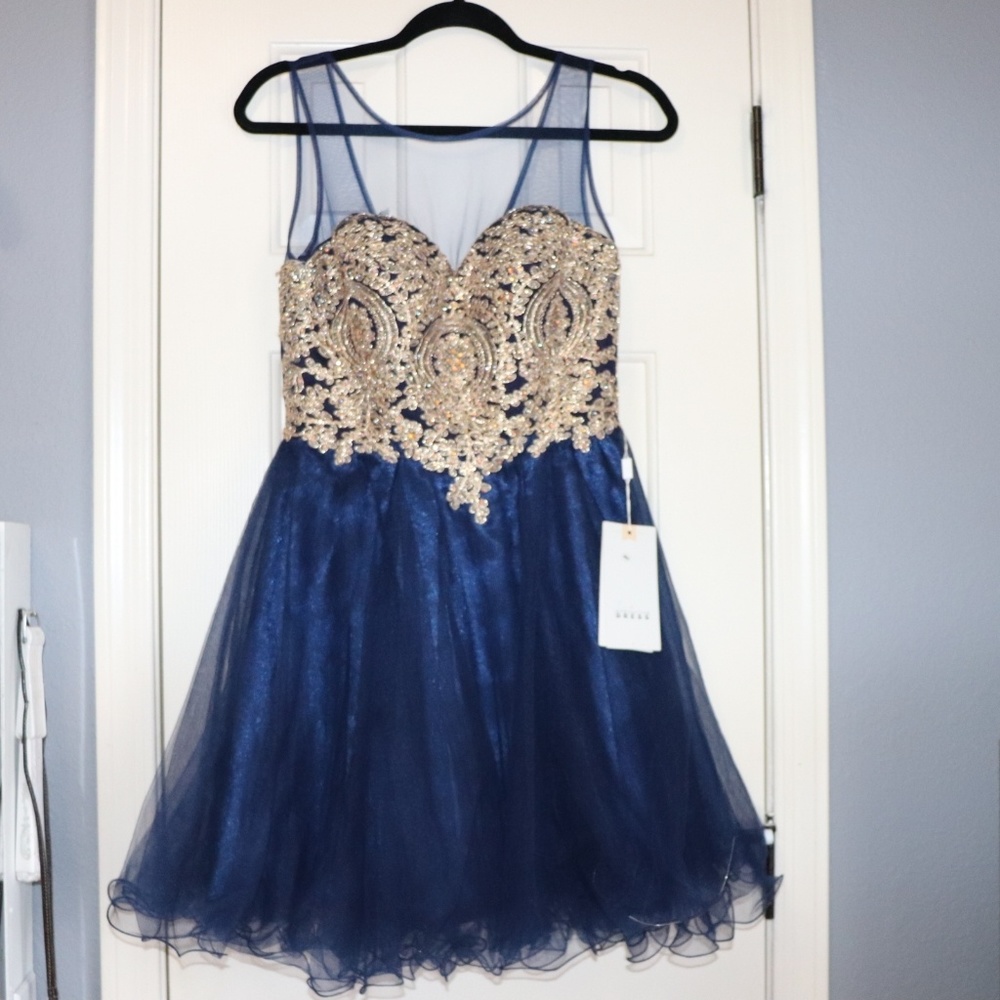 Juniors 6 Dress Holiday